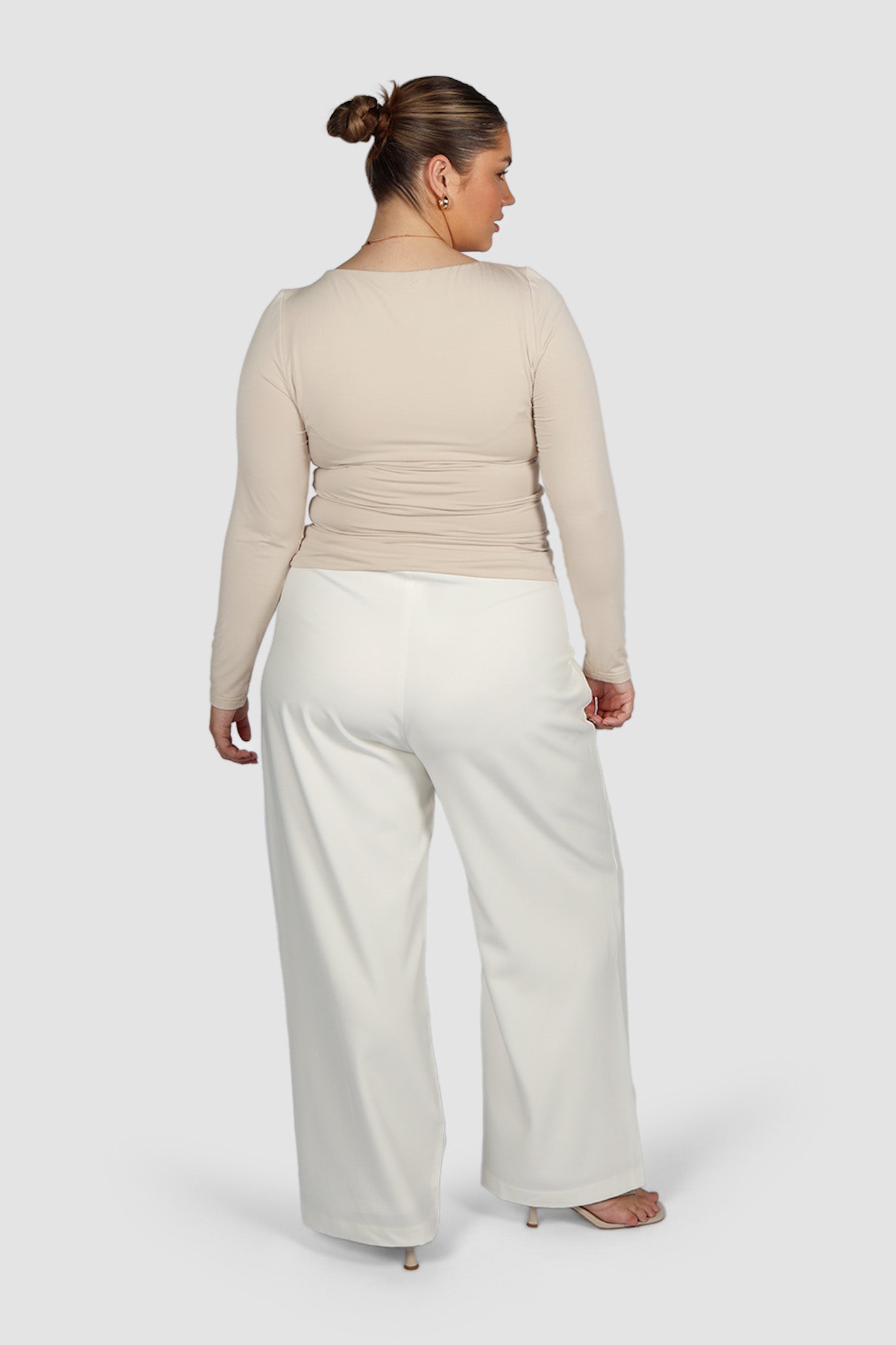 ULTRASOFT ORLA L/S TOP BEIGE