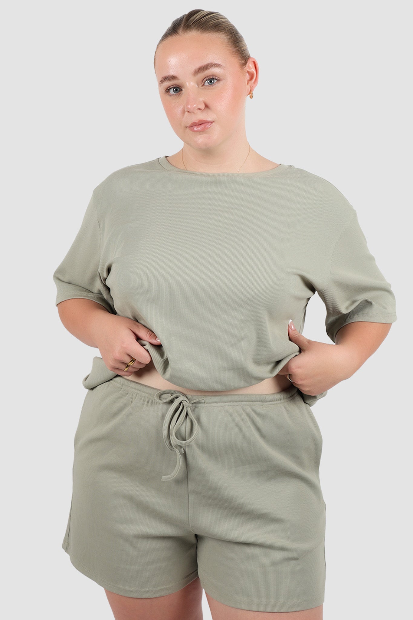 TORLA RIB SHORTS SAGE