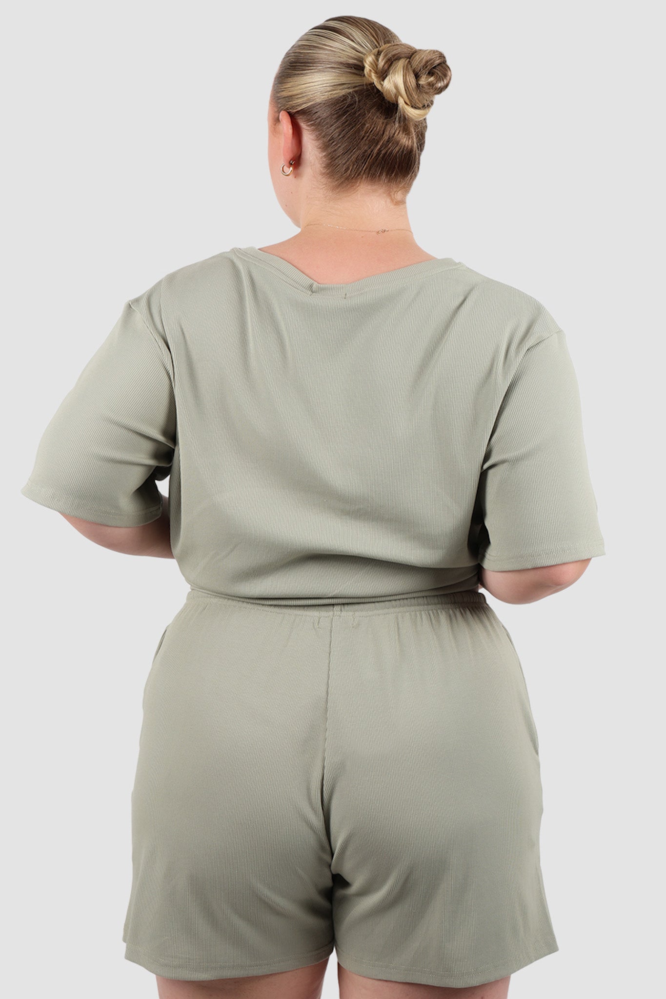 TORLA RIB SHORTS SAGE