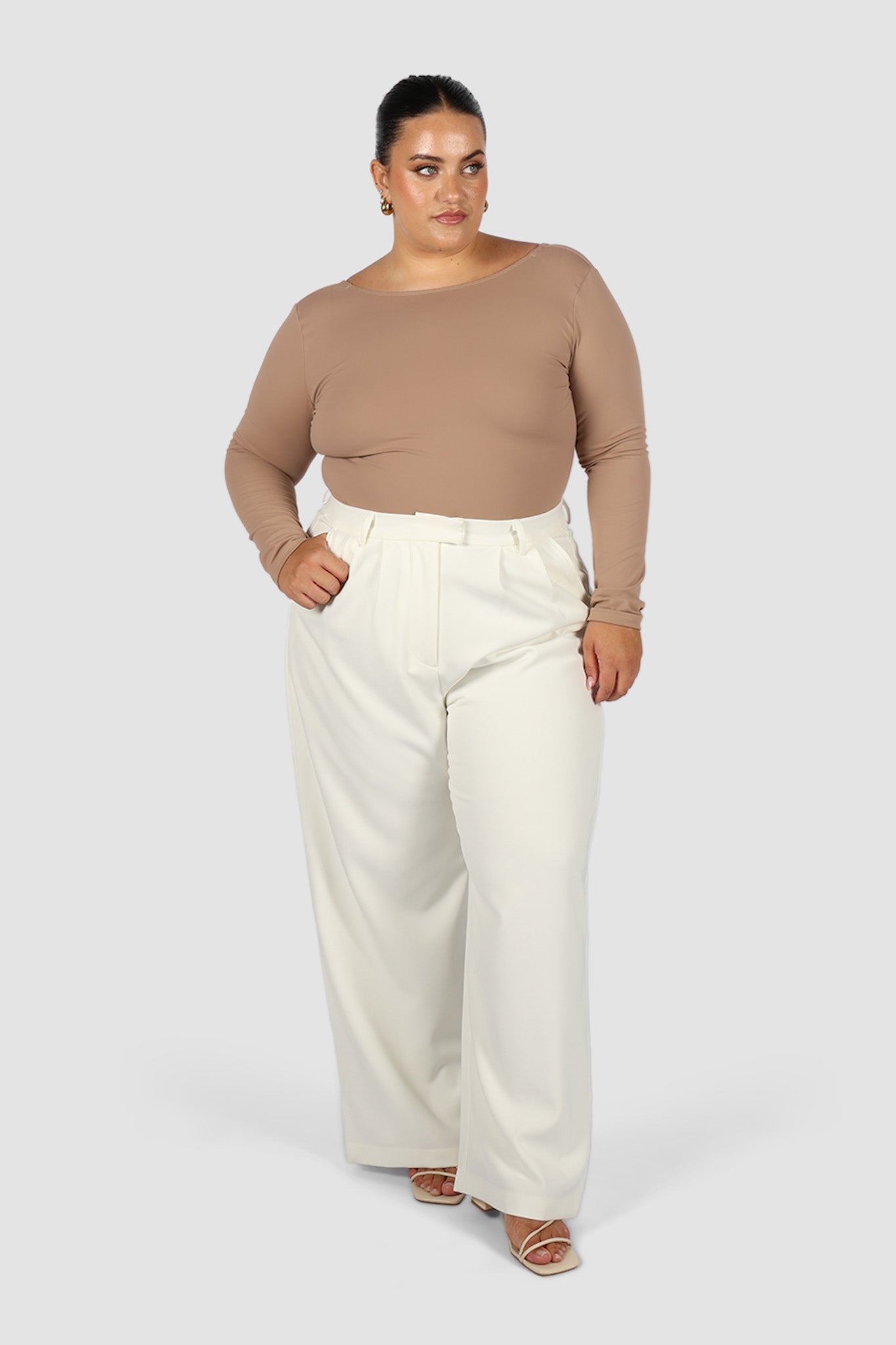 SCOOP BACK BODYSUIT COFFEE