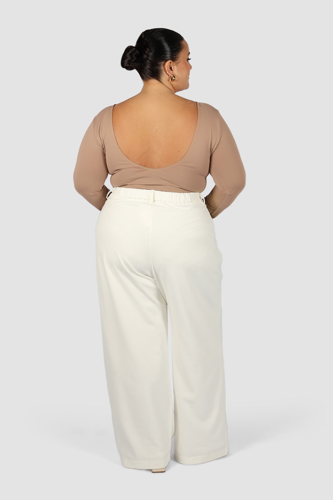 SCOOP BACK BODYSUIT COFFEE