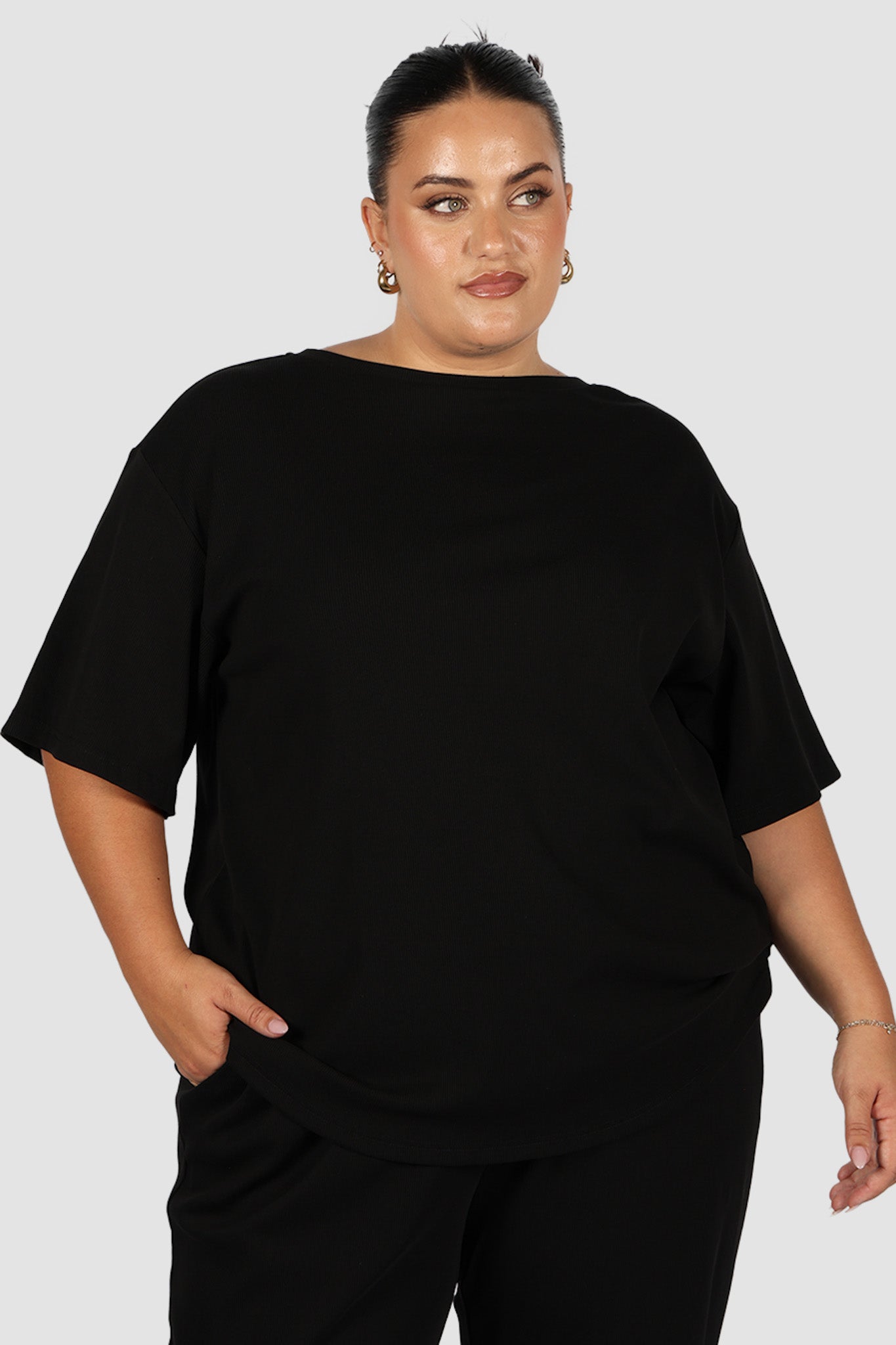 NOLYN RIB TEE BLACK