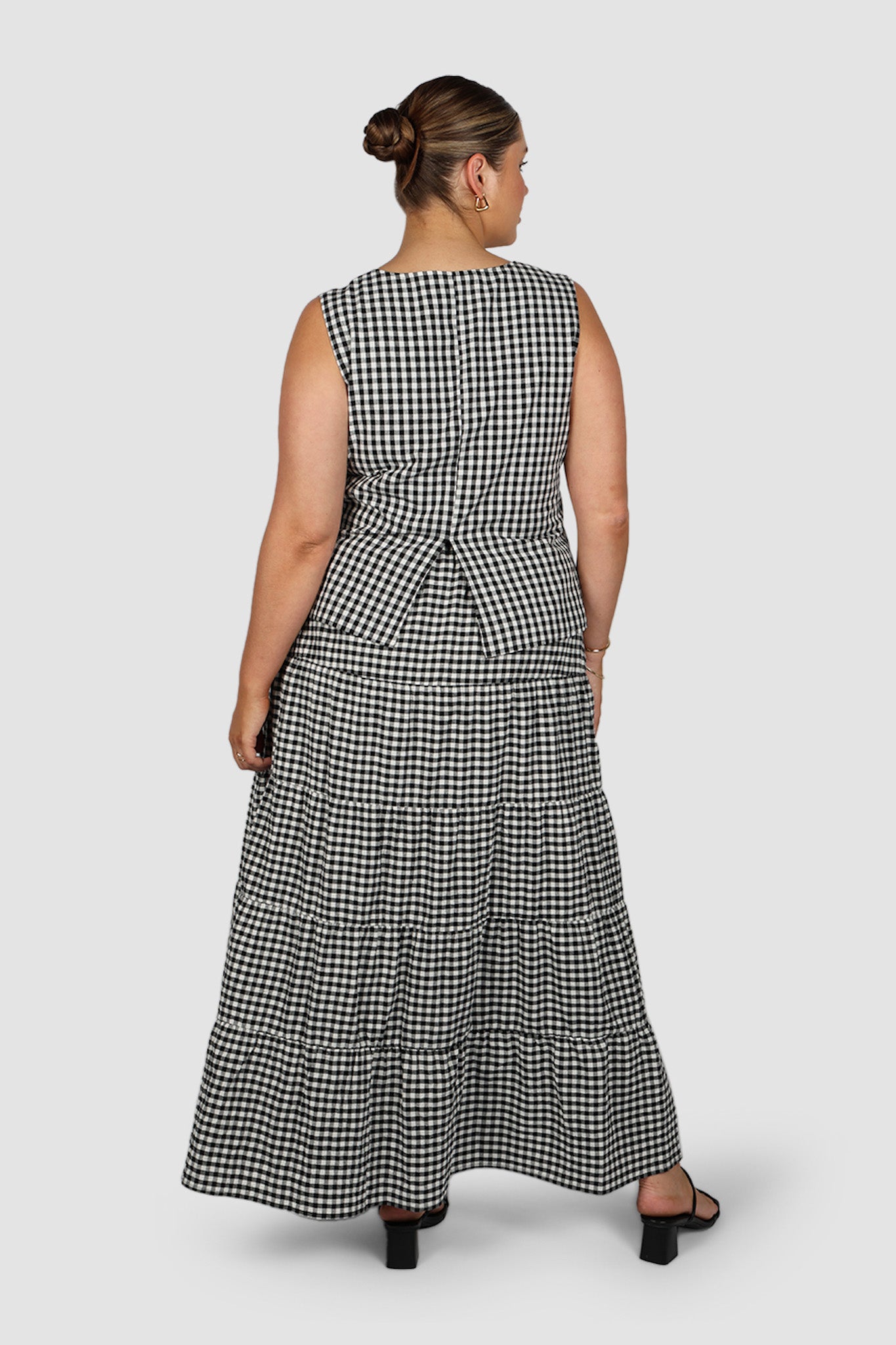 TORBIN TOP B&W GINGHAM