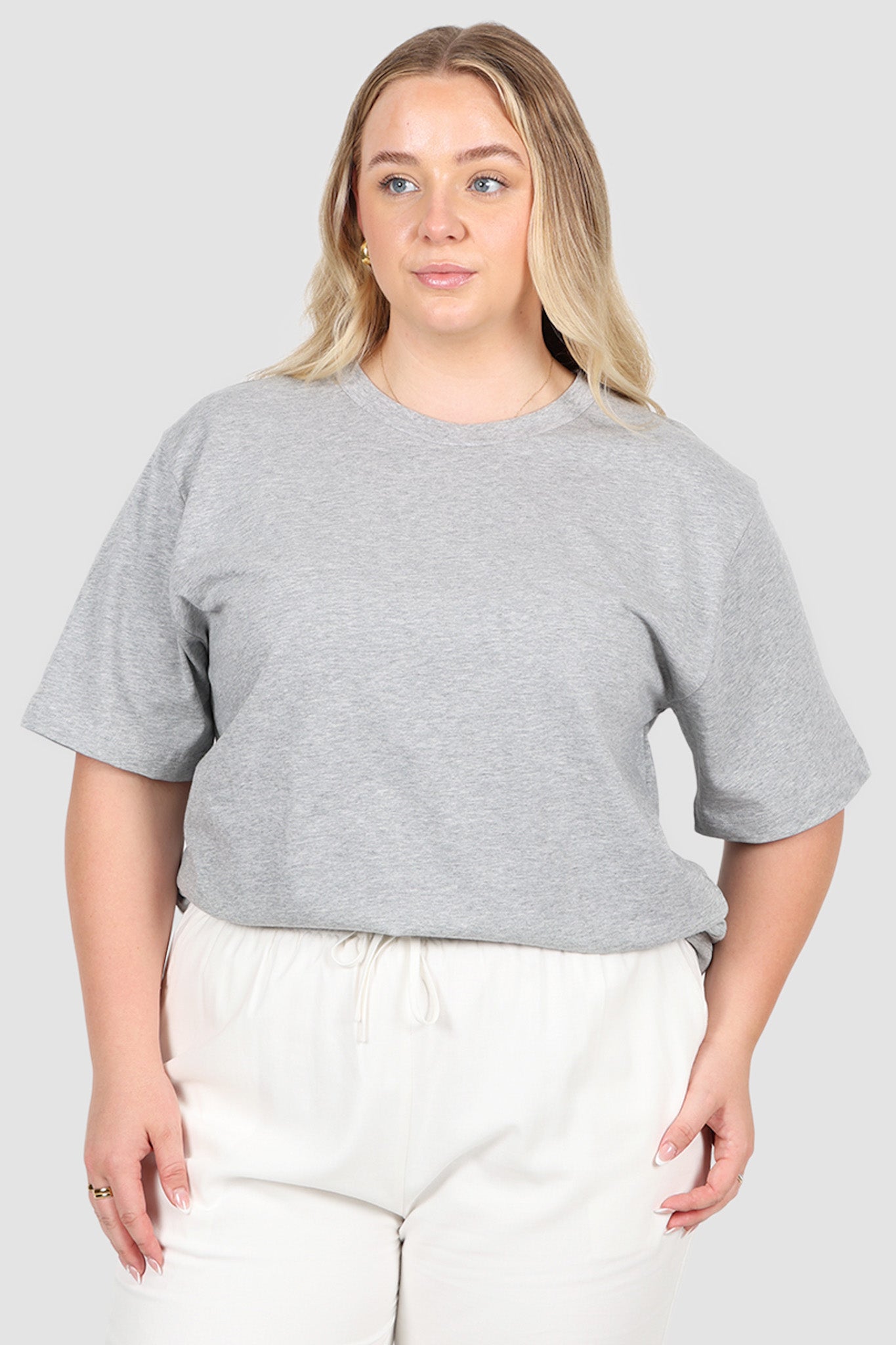 SIGNATURE TEE GREY MARLE