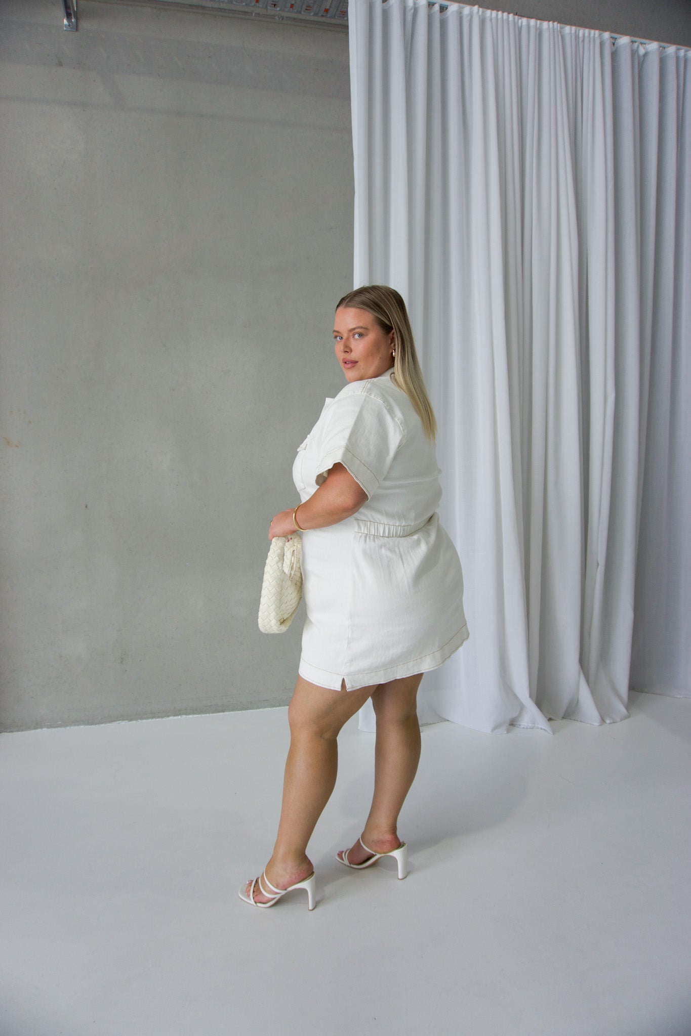 SAVEIRA DENIM DRESS WHITE