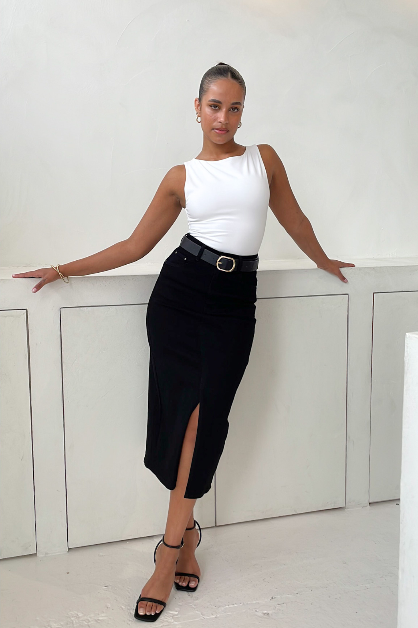 Black denim top midi skirt outfit