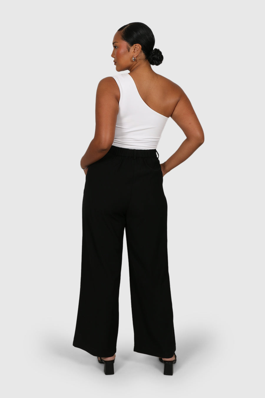 SULLIVAN ONE SHOULDER TOP WHITE