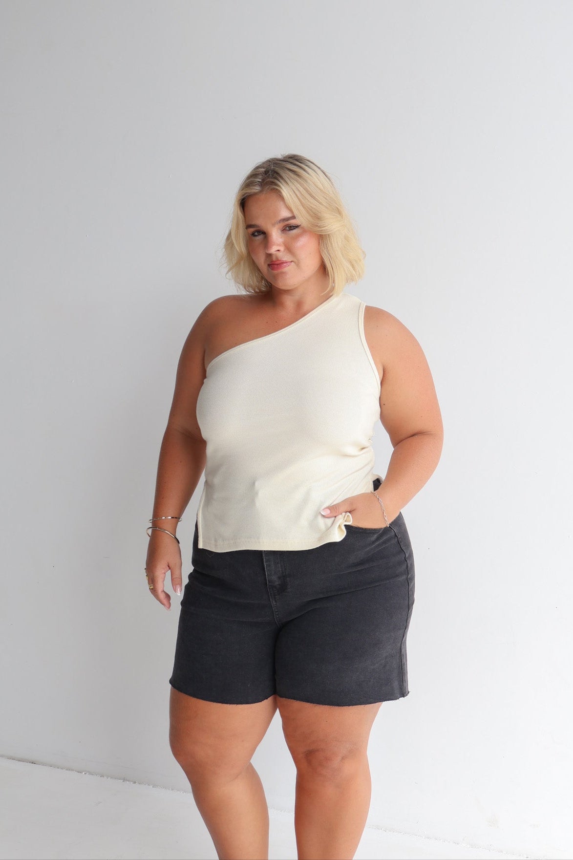 XANTIA KNIT TOP BUTTERCREAM