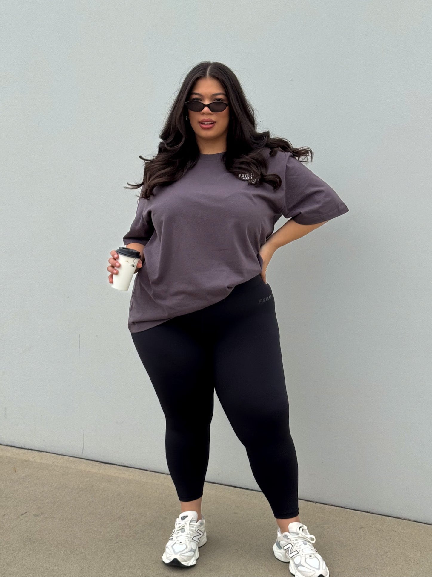 SIGNATURE LOGO TEE CHARCOAL