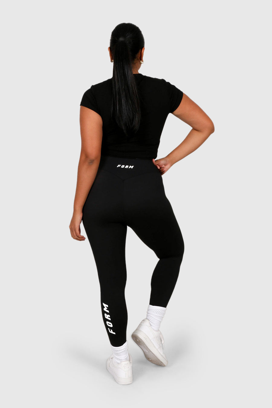FORM BASE TIGHT 7/8 BLACK
