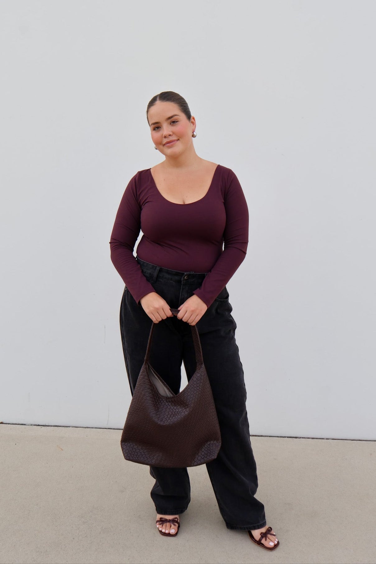 SCOOP NECK BODYSUIT DEEP PLUM