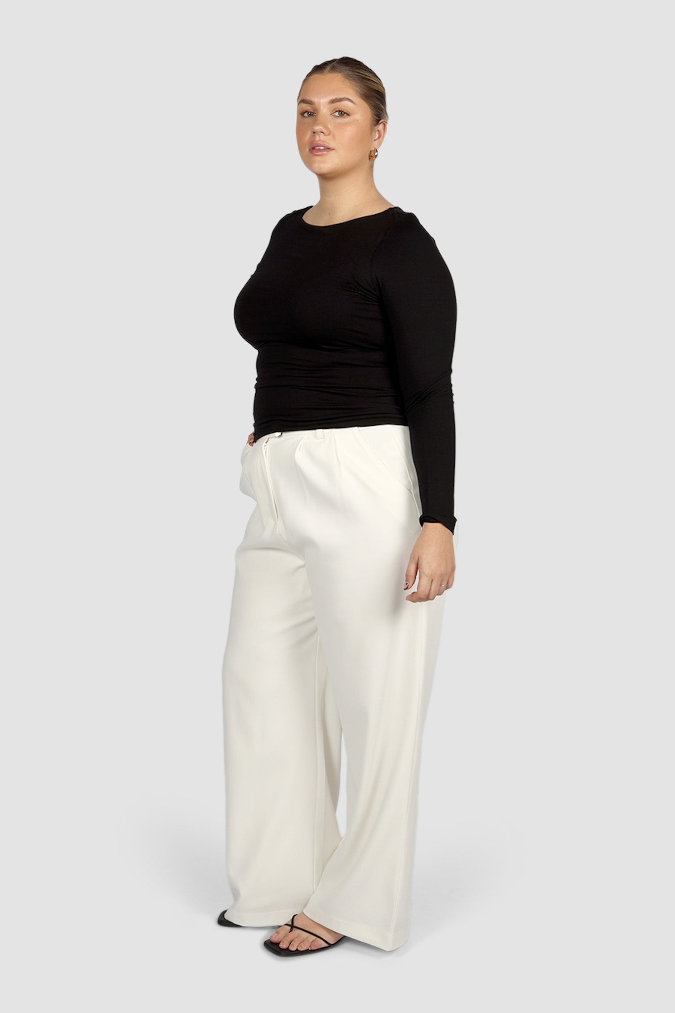 ULTRASOFT ORLA L/S TOP BLACK