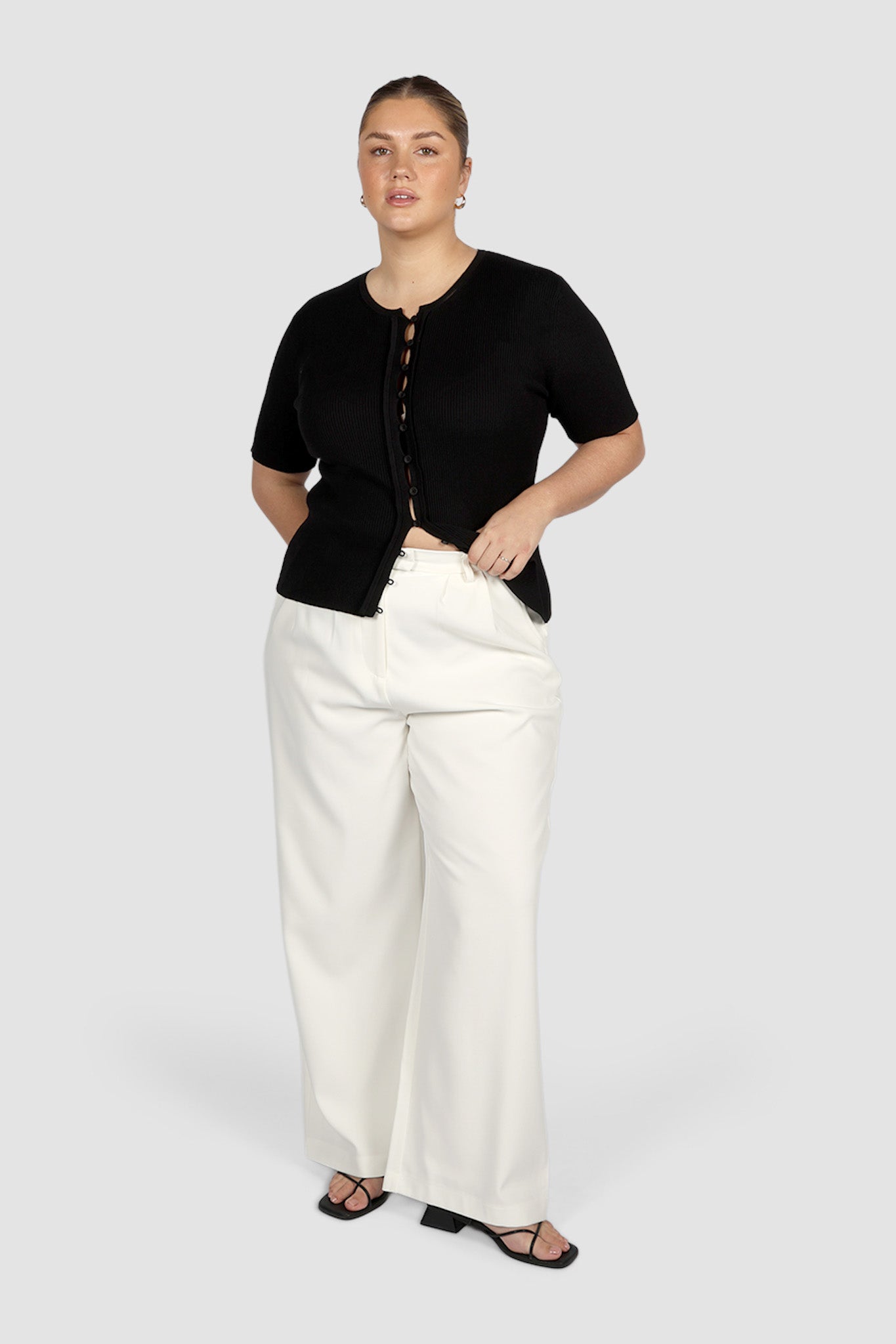 WREN S/S KNIT TOP BLACK
