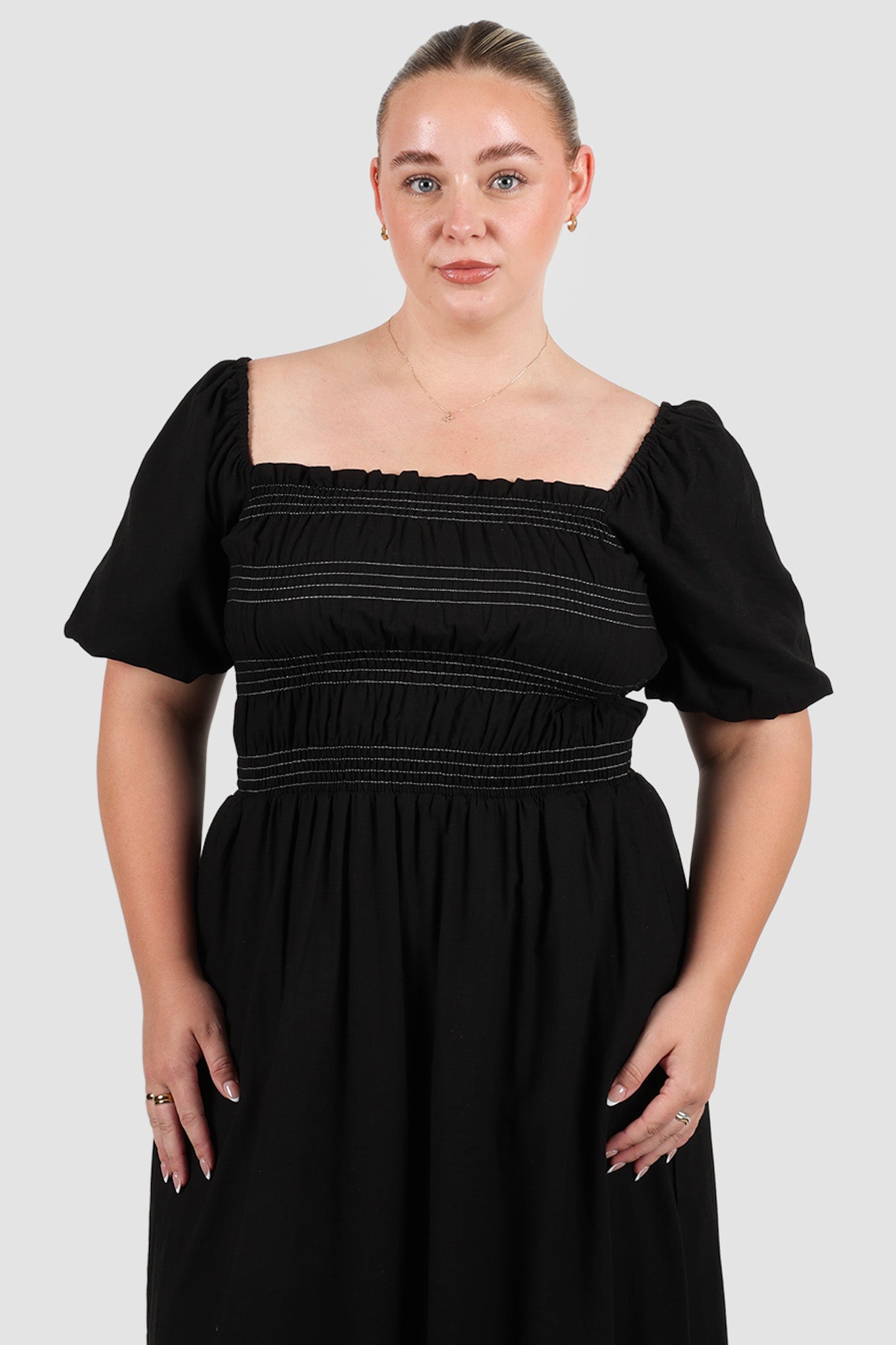 ISMAE MAXI DRESS BLACK CONTRAST