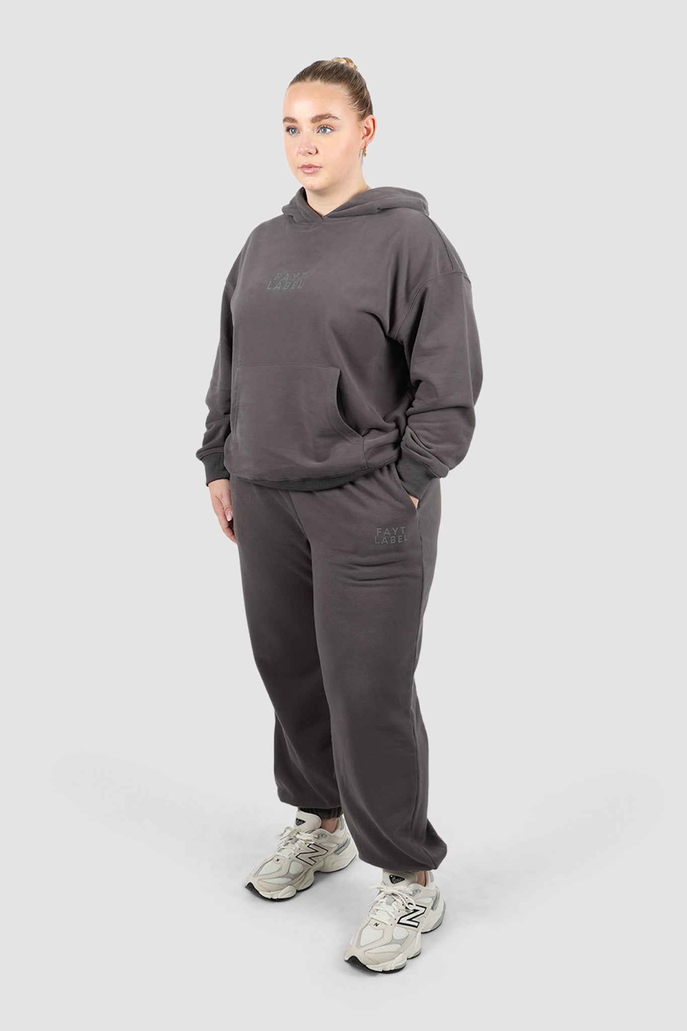 FAYT LOGO HOODIE CHARCOAL