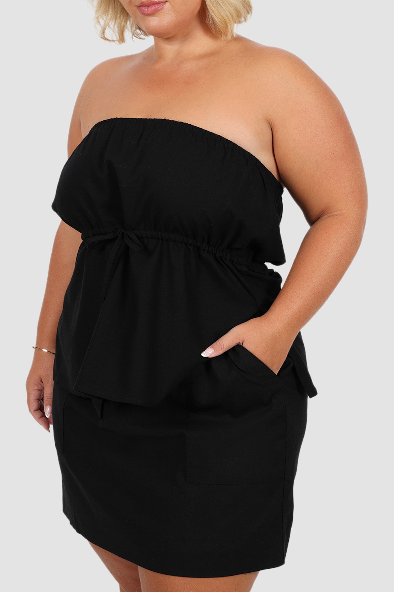 AVANIA TOP BLACK