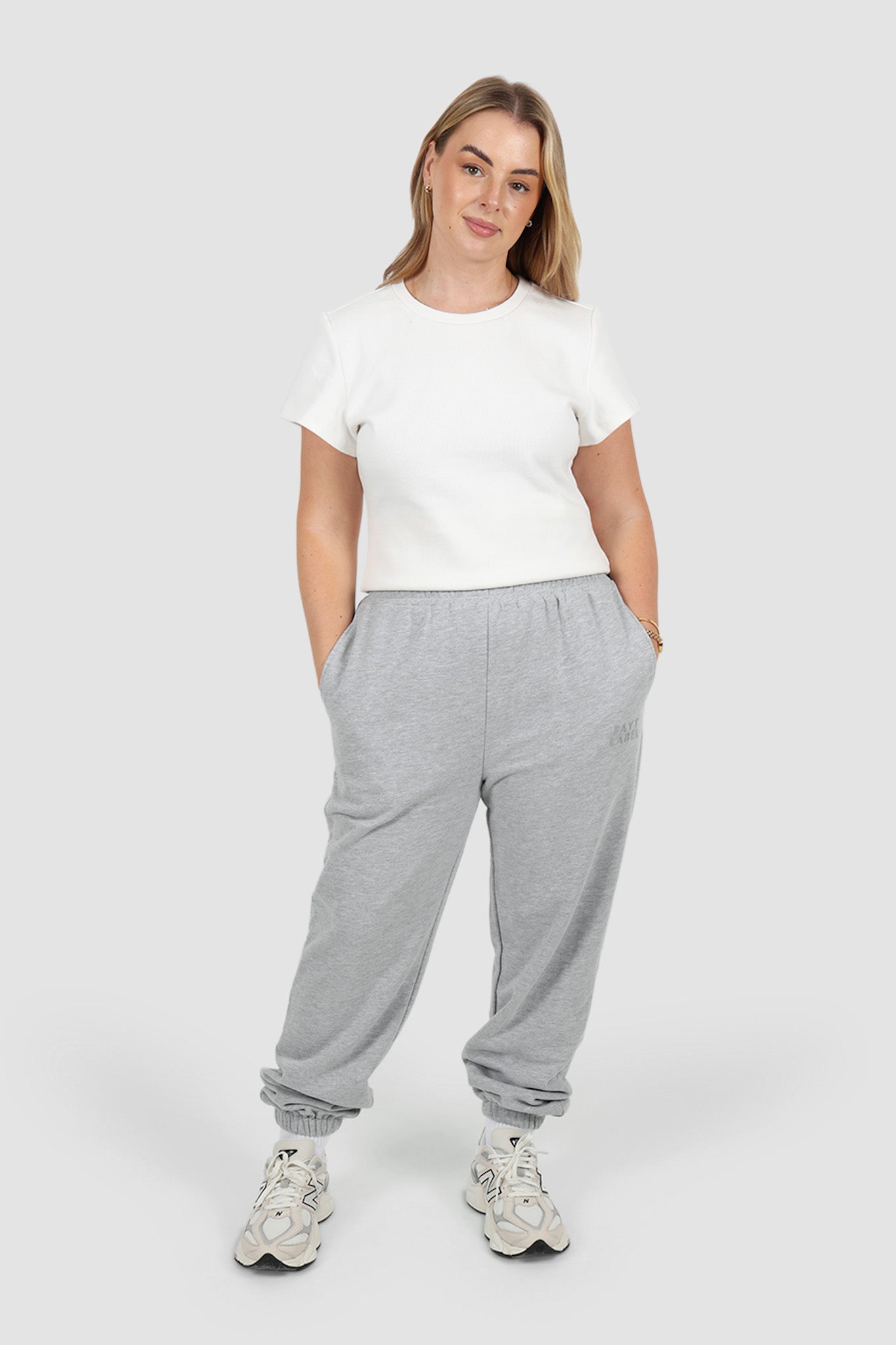 FAYT LOGO CUFF SWEATPANT GREY MARLE