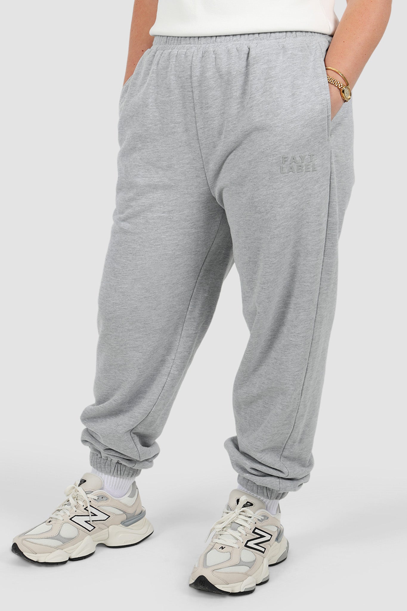 FAYT LOGO CUFF SWEATPANT GREY MARLE