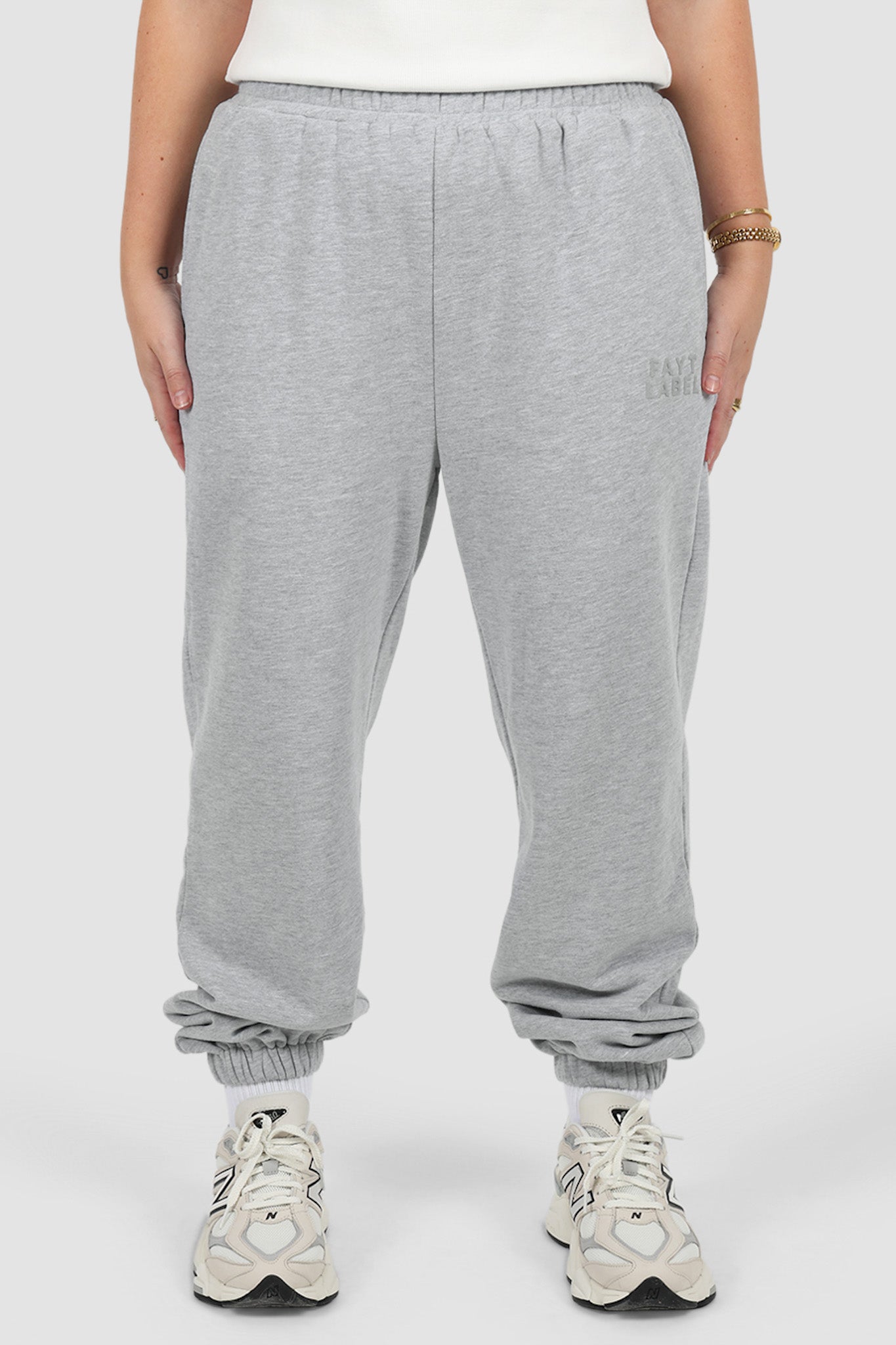 FAYT LOGO CUFF SWEATPANT GREY MARLE