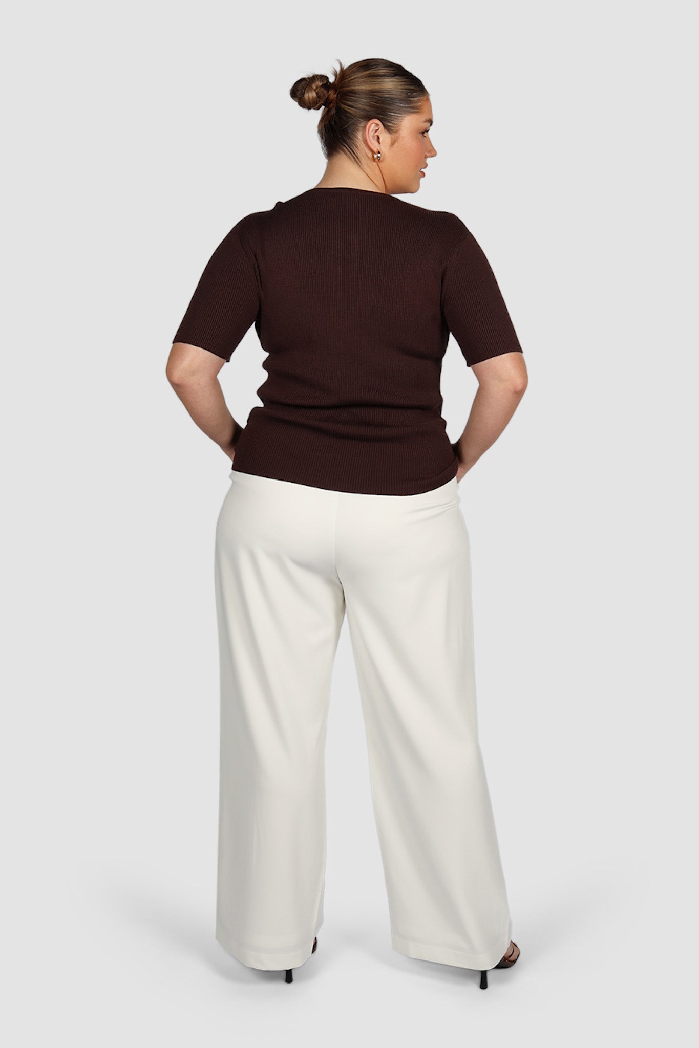 WREN S/S KNIT TOP DEEP CHOC