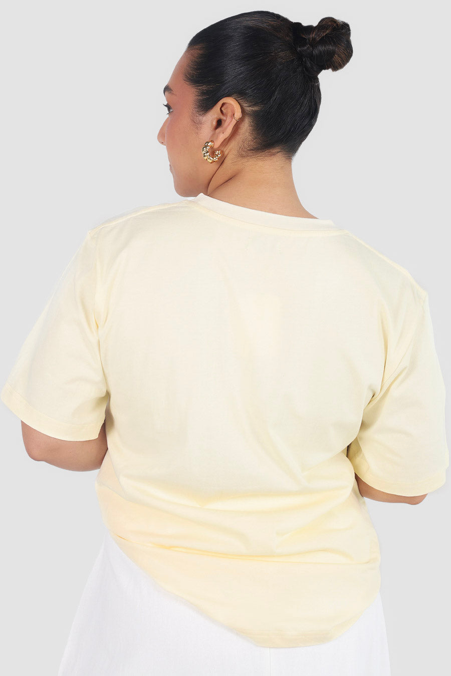 SIGNATURE TEE SOFT BUTTER