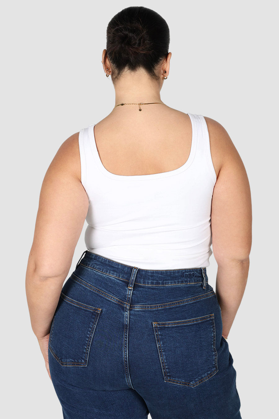 BUTTERY TANK WHITE