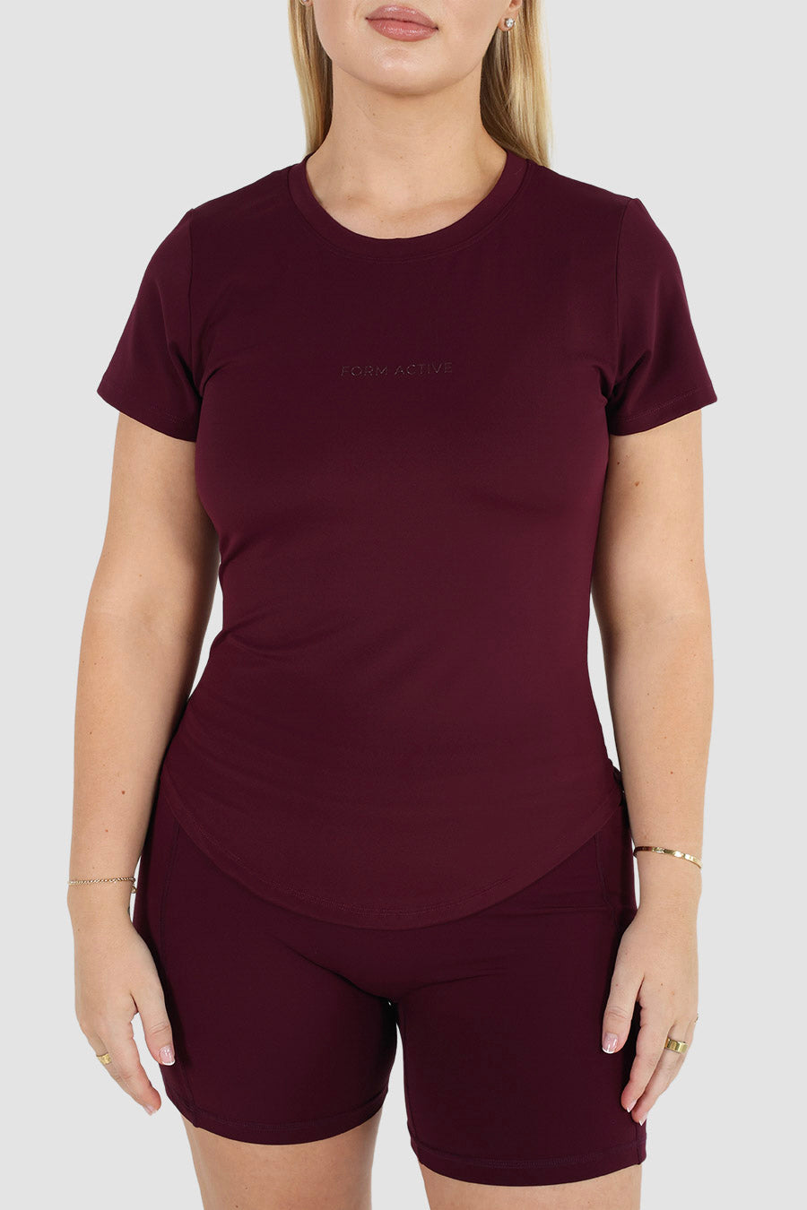 FORM FLOW POCKET SHORT PLUM