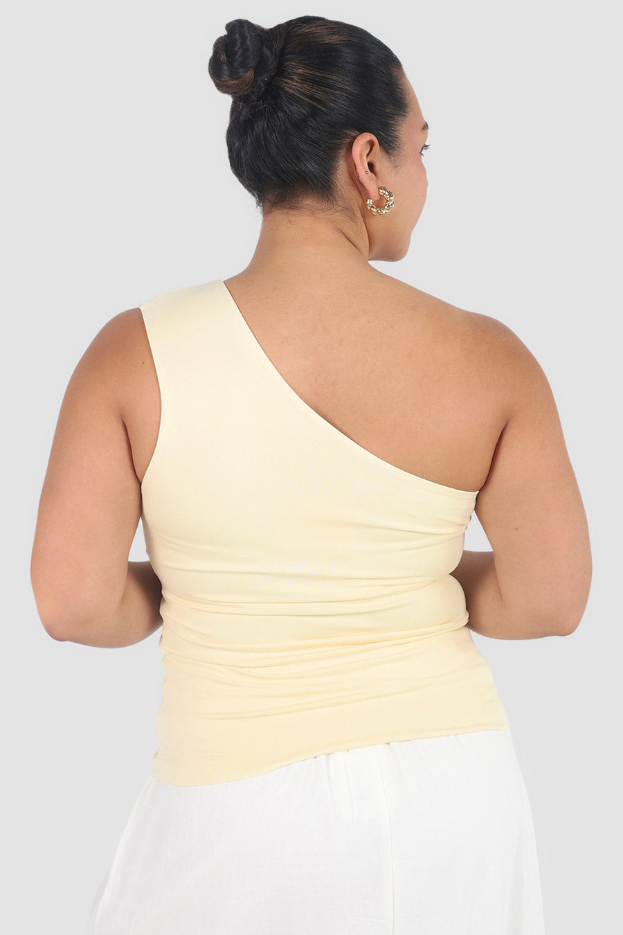 SULLIVAN ONE SHOULDER TOP SOFT BUTTER