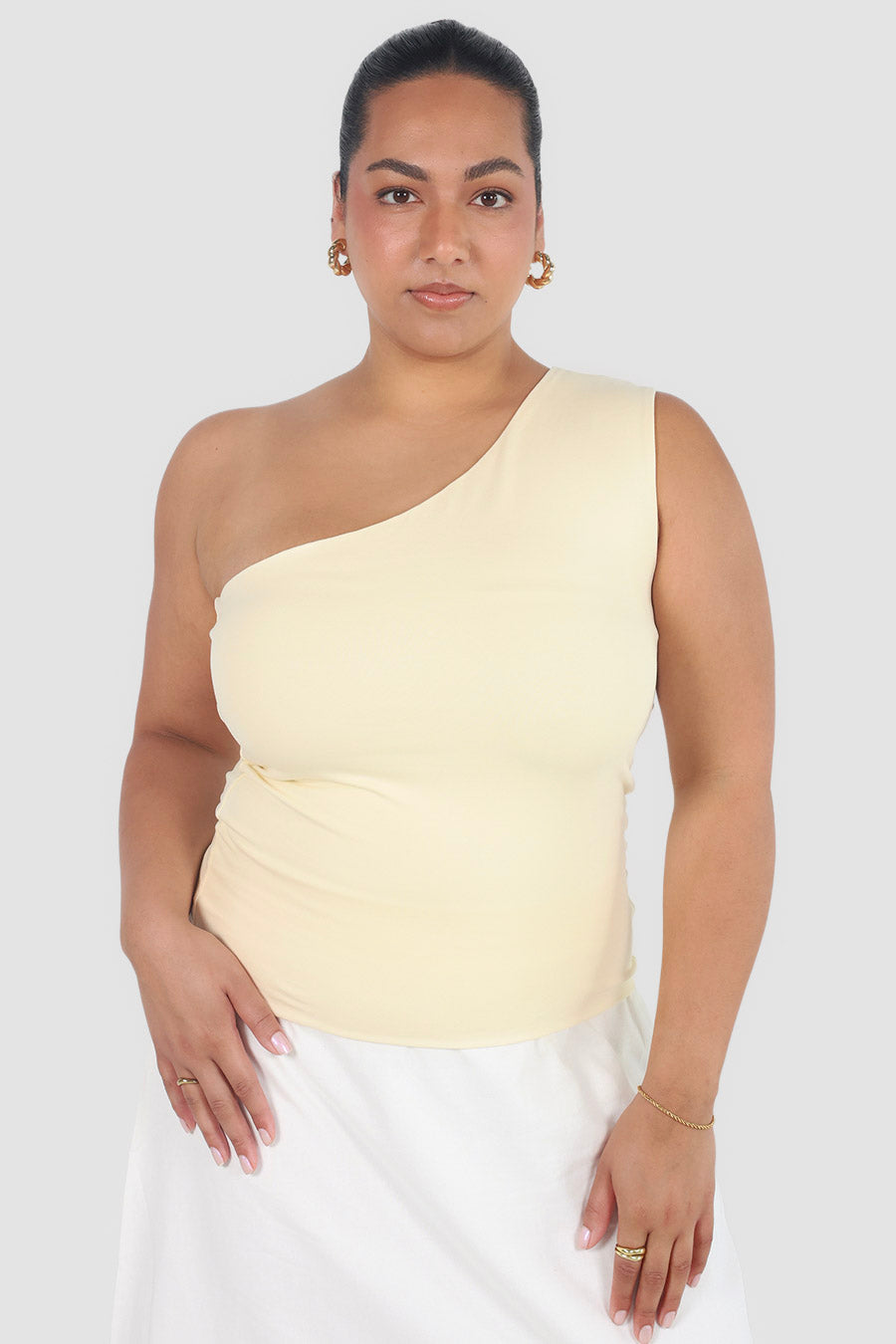 SULLIVAN ONE SHOULDER TOP SOFT BUTTER