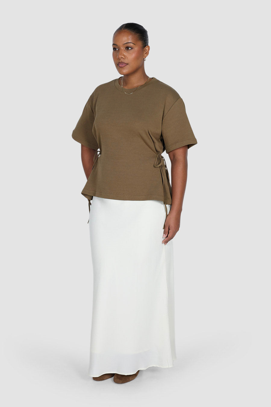 LEVI CINCH TEE OLIVE
