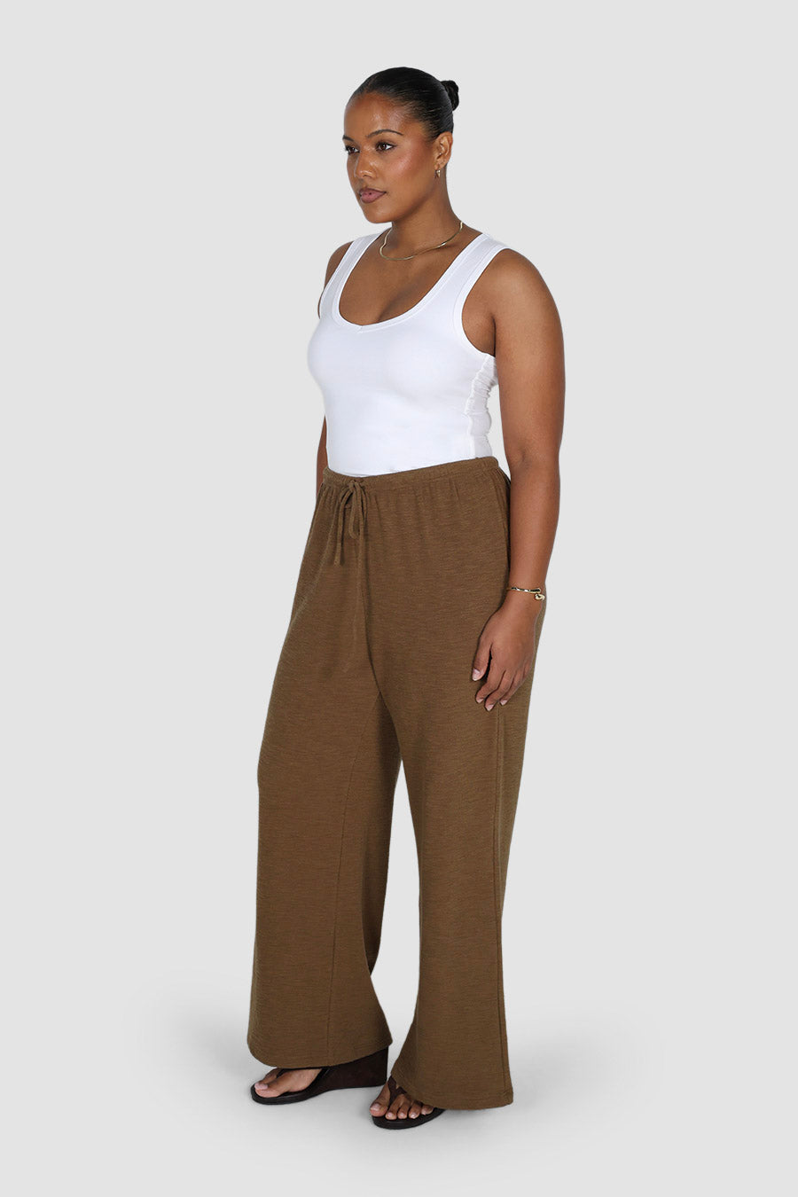 AURO PANT CHOCOLATE