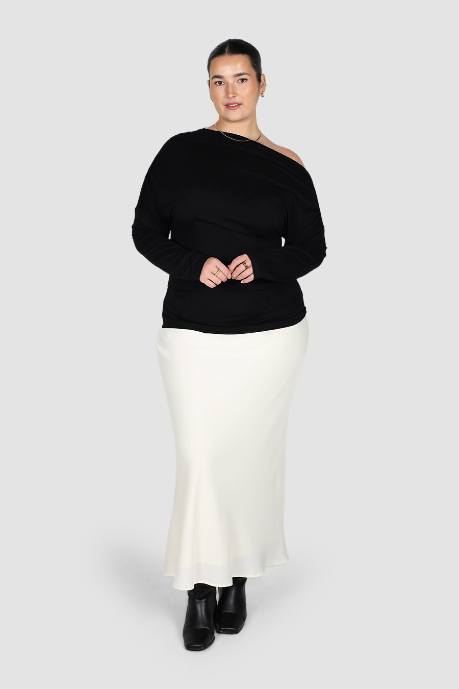 Avendi-LS-Top-Black10