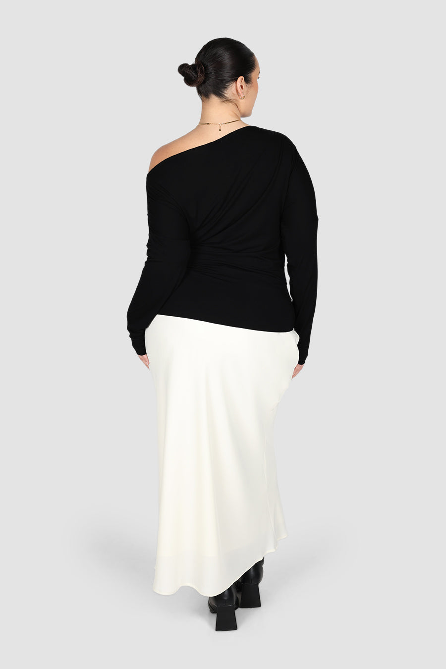 Avendi-LS-Top-Black6