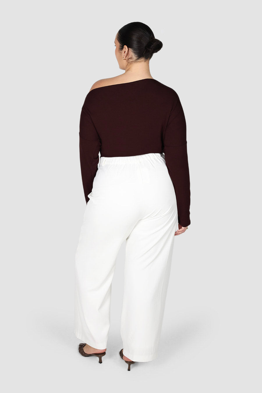 AVENDI L/S TOP CHOCOLATE