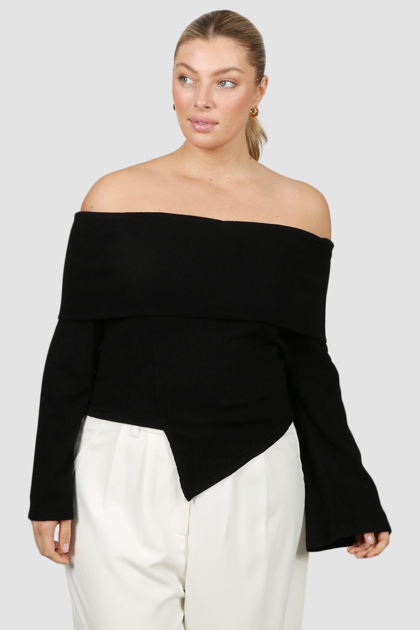 FB SALE - KENDALL TOP BLACK SIZE 16