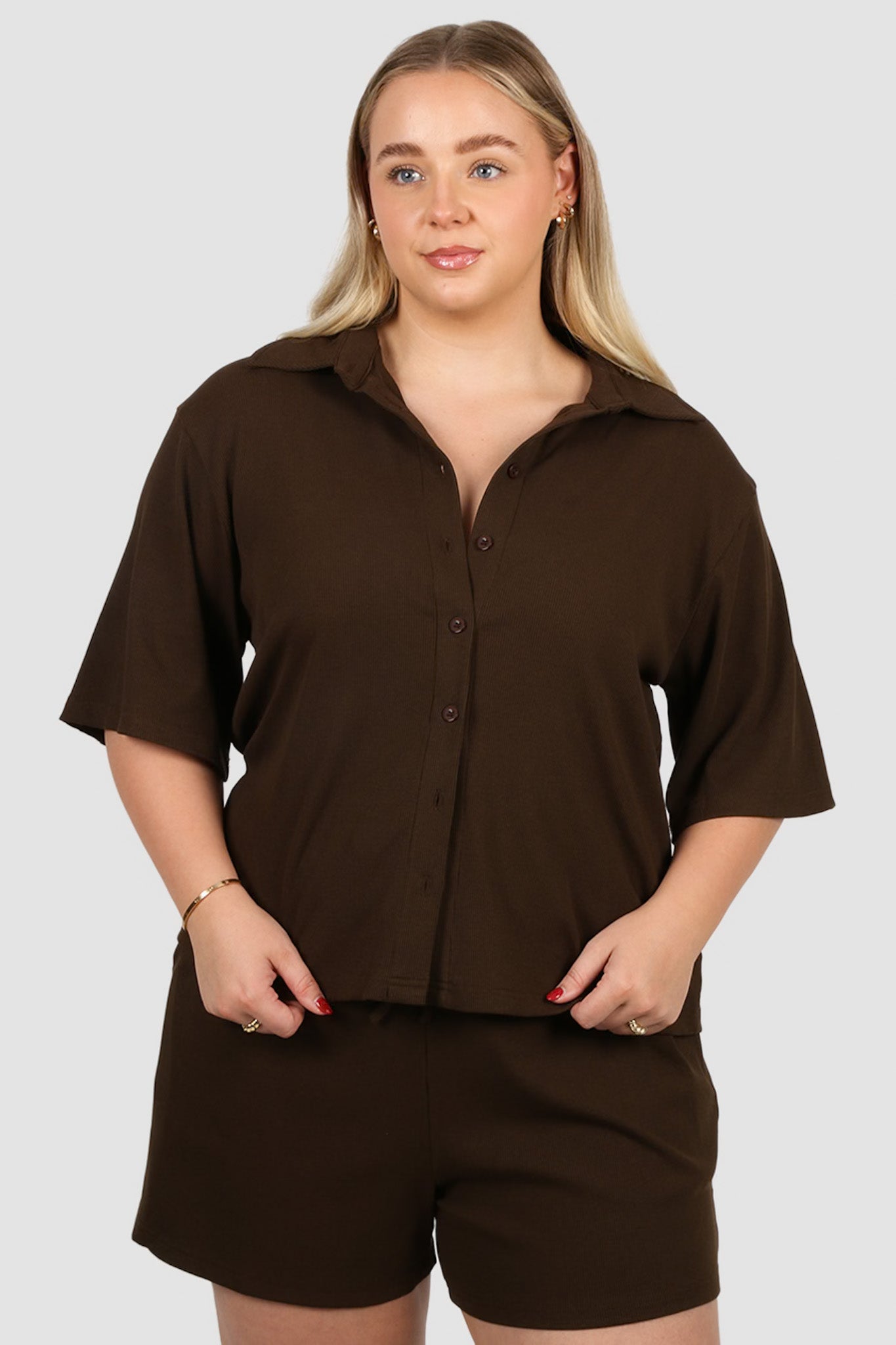 SELIA RIB BUTTON SHIRT ESPRESSO