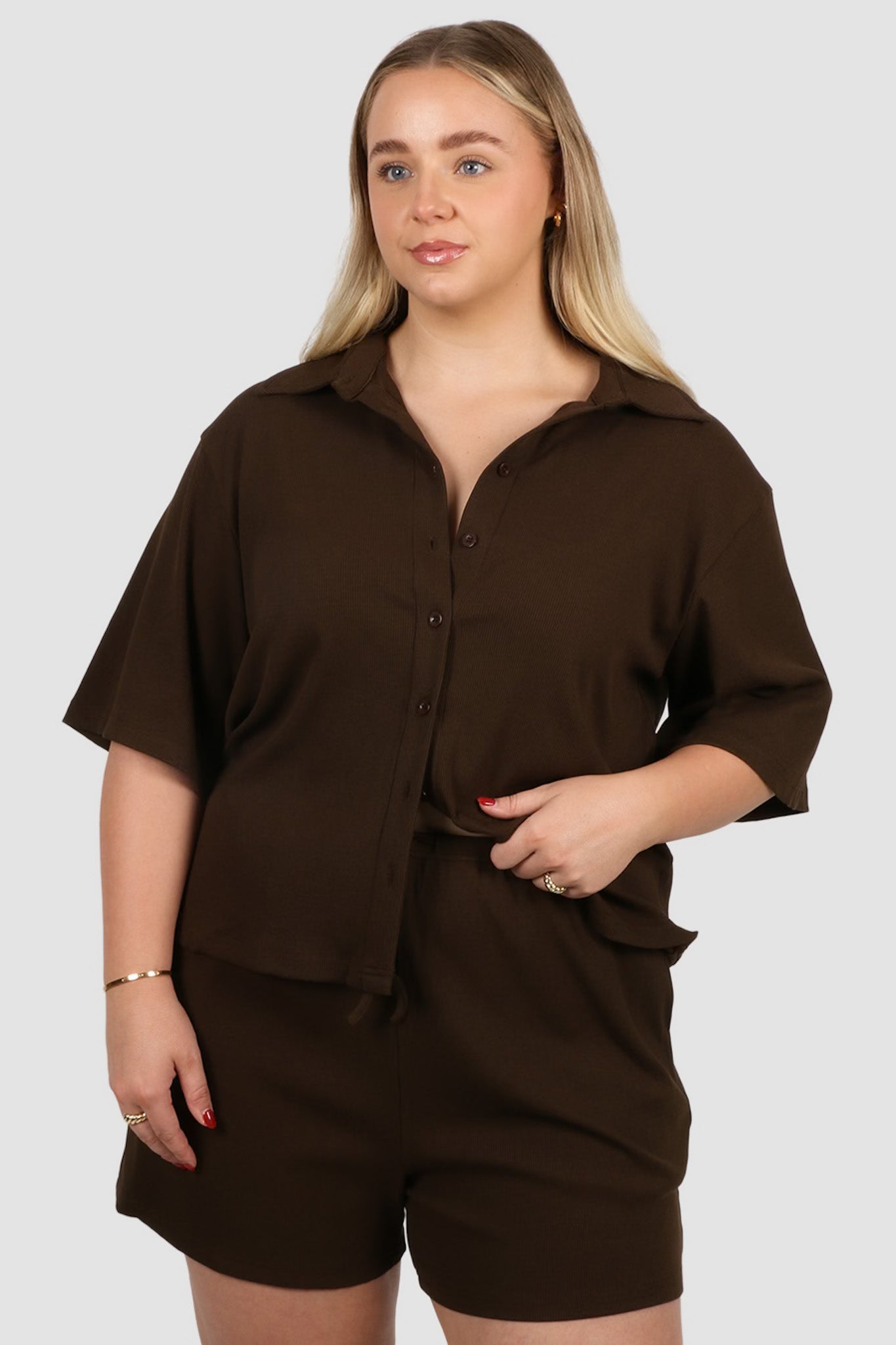 SELIA RIB BUTTON SHIRT ESPRESSO