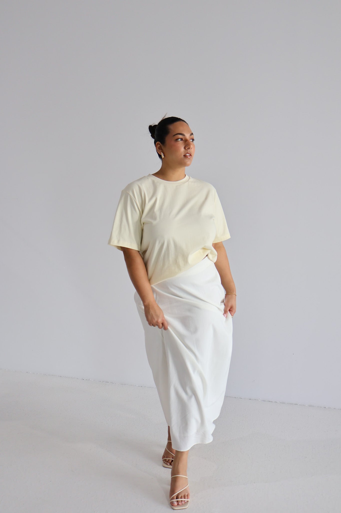 SIGNATURE TEE SOFT BUTTER