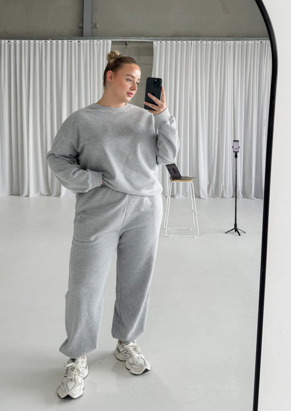 FAYT LOGO CUFF SWEATPANT GREY MARLE