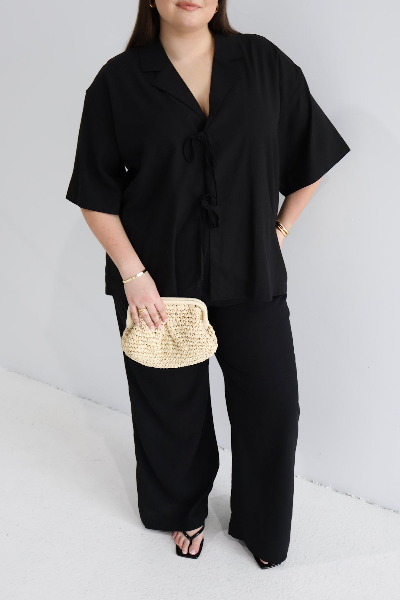 JUNIE OVERSIZED SHIRT BLACK