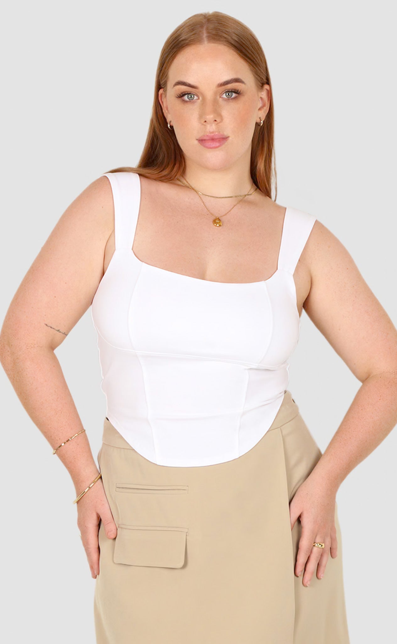 FB SALE - LEYNA TOP WHITE SIZE 18-20