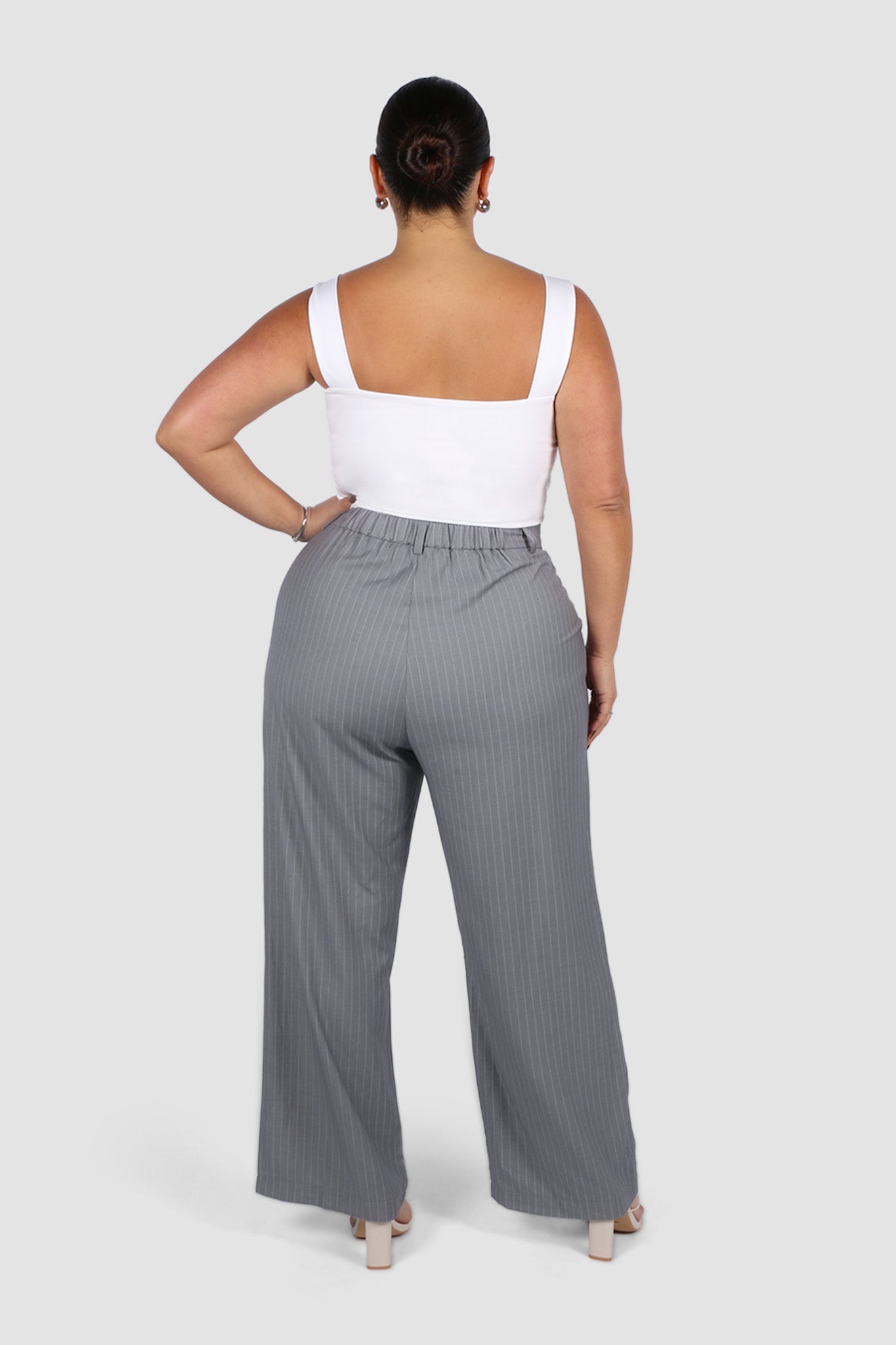 DOWNTOWN PANT LIGHT GREY PINSTRIPE