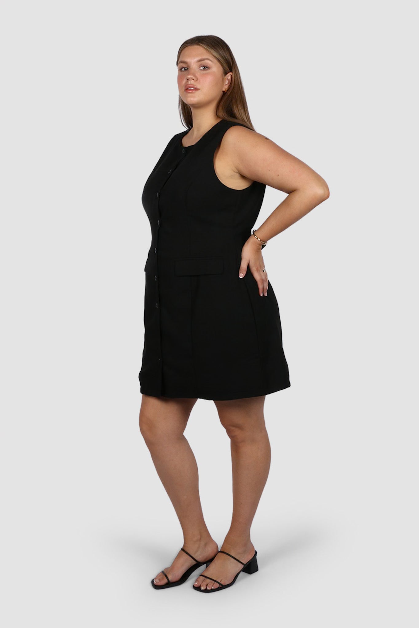 MAVEN BUTTON DRESS BLACK