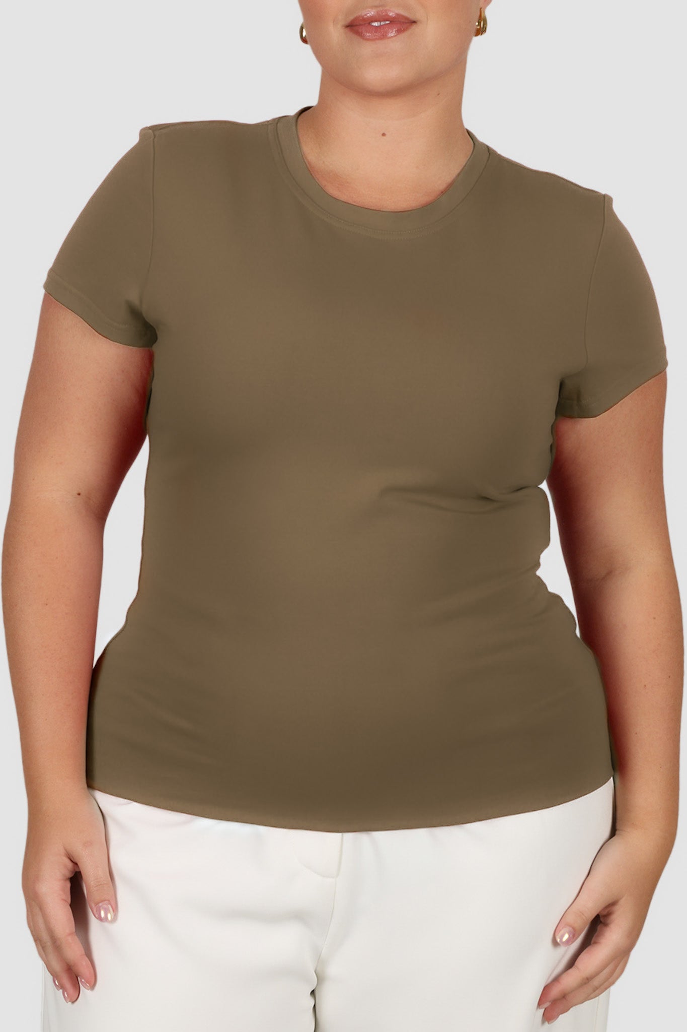 BUTTERY TEE OLIVE