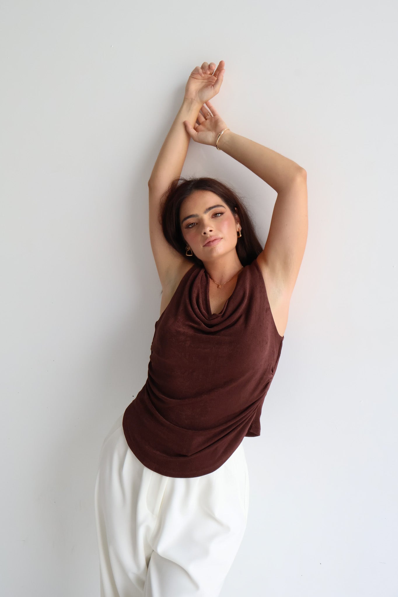 IVES COWL NECK TOP CHOC