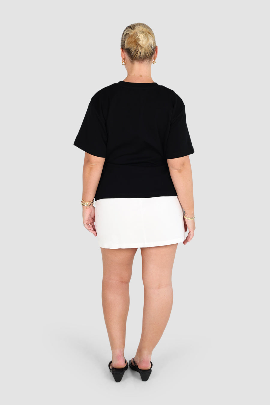 LEVI CINCH TEE BLACK