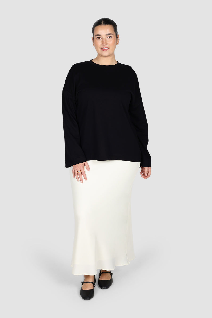 Long-Sleeve-Signature-Tee-Black14
