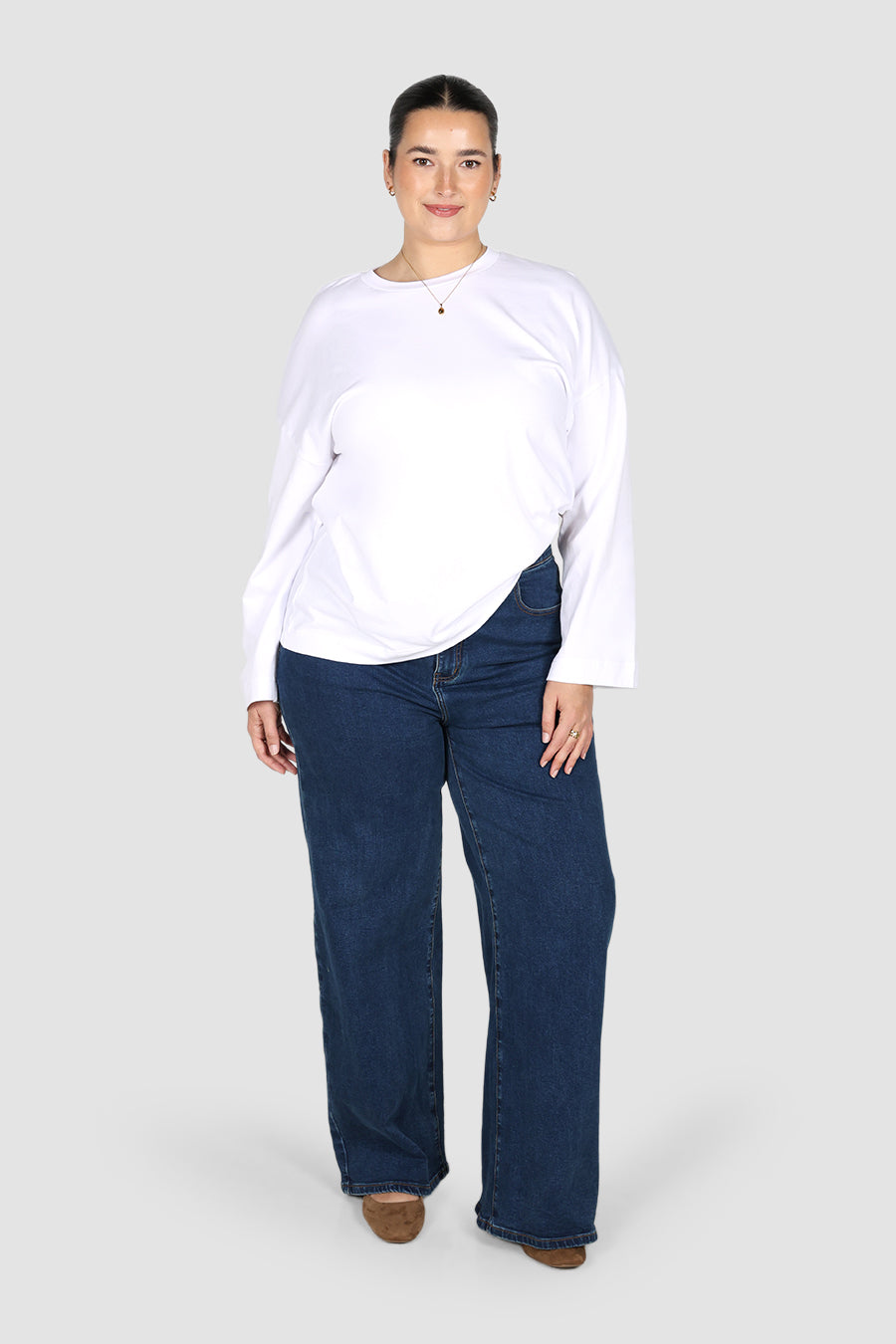 Long-Sleeve-Signature-Tee-White23