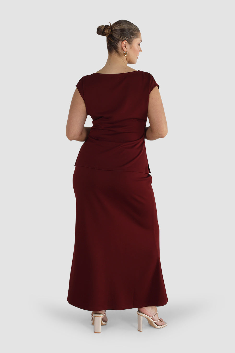 Margot-Calais-Set-Merlot7