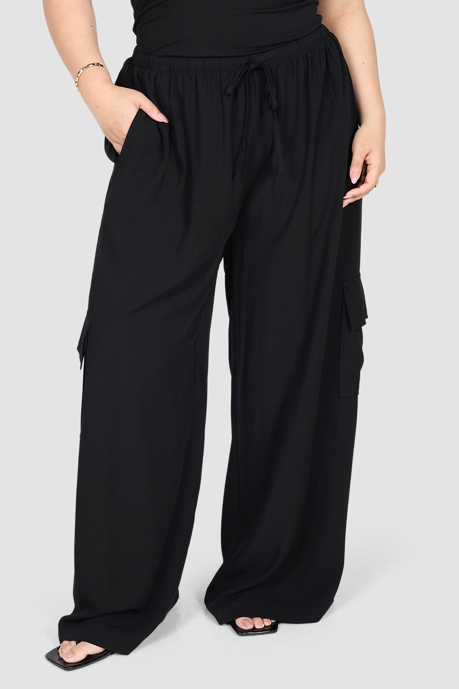 Mercer-Pant-Black3